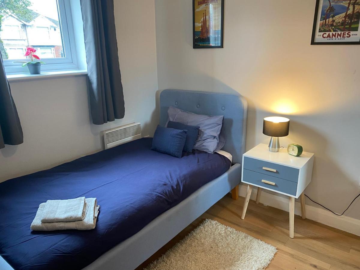 Lime Tree Apartment Coventry Buitenkant foto